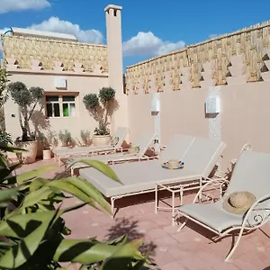 Dar Mar'ouka , Riad