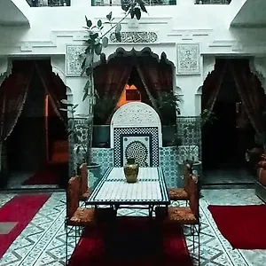 Tiziri Riad